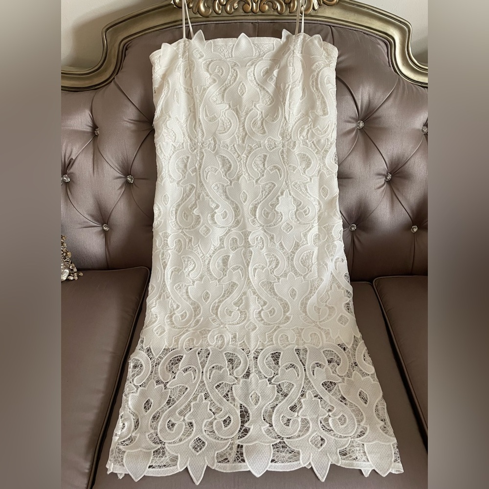 Beautiful white midi dress